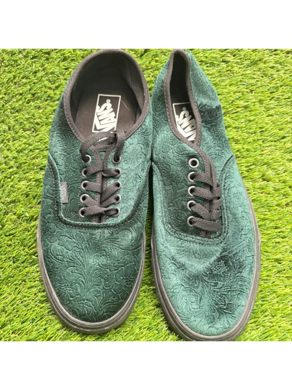 Vans Authentic‎ Velvet Mens Size 8.5 Womens 10 Green Black Skate Shoes Sneakers